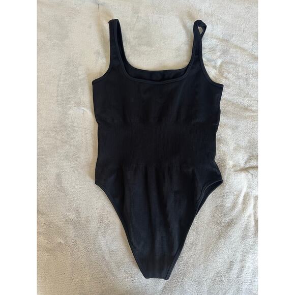 OQC White, blue & black ribbed square neck bodysuit bundle Size Extra Large - Picture 3 of 5